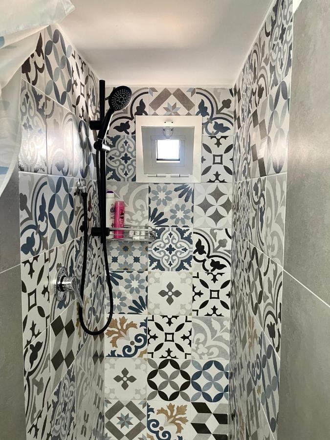 פולינאנו א מארה Affittacamere Luluc מראה חיצוני תמונה